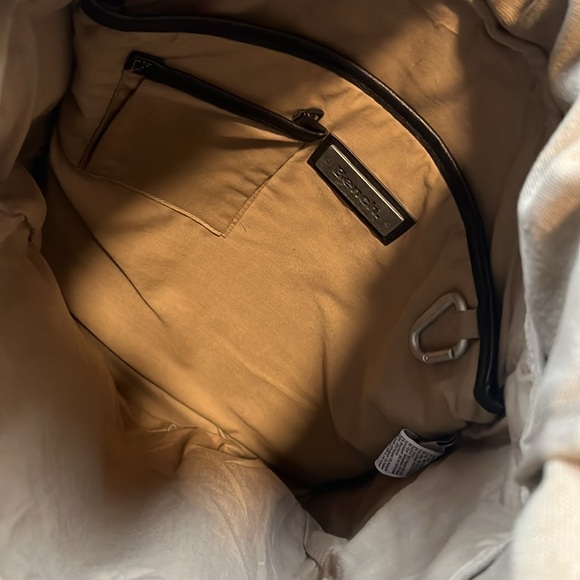 Bench. Tote Bag - Picture 6 of 8